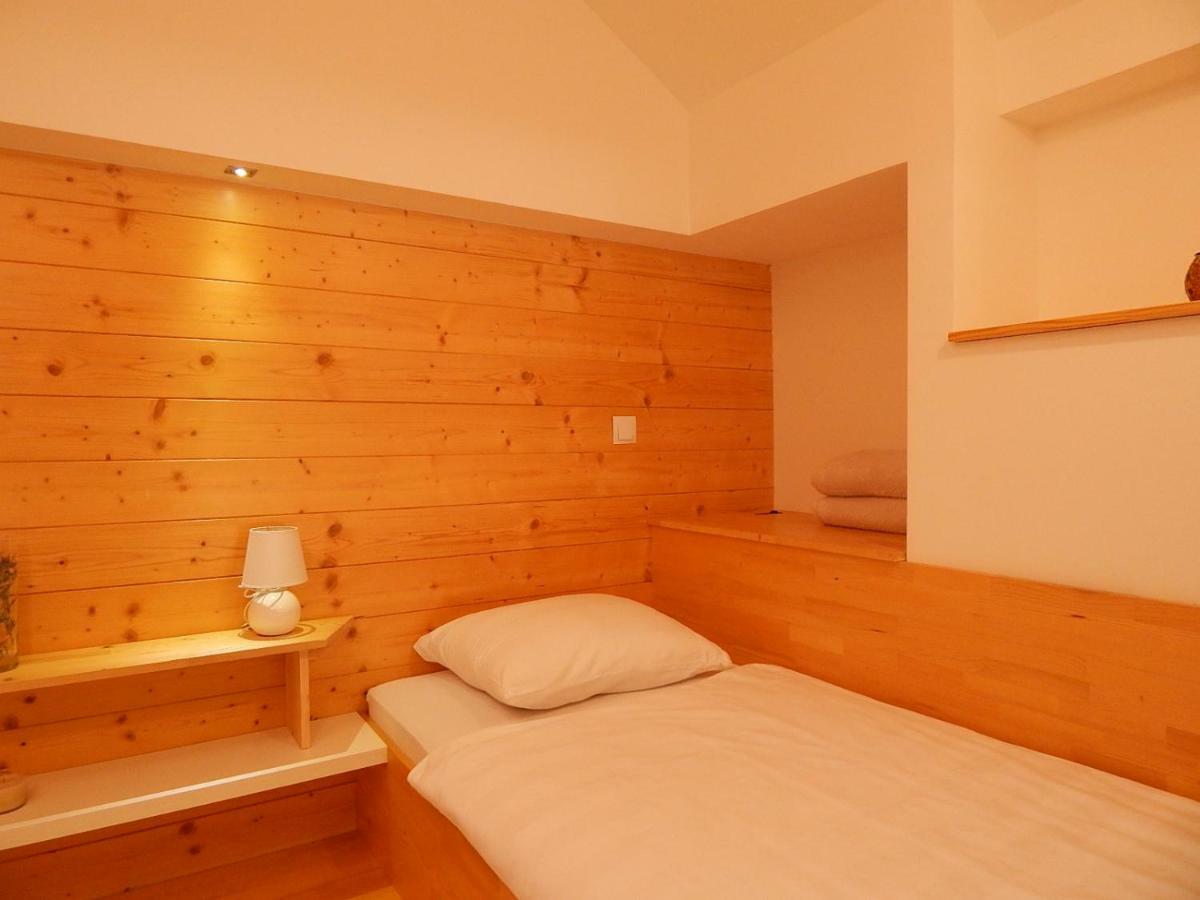 Studio Apartman Lakasa Rakovica Dış mekan fotoğraf